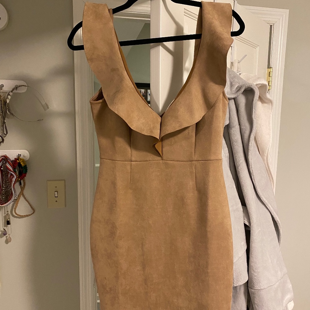 Tan Dress - Picture 1 of 1